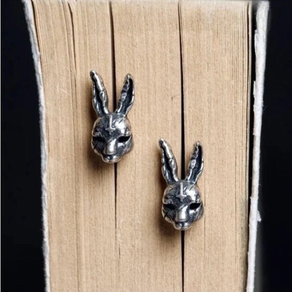 Single accent gothic style cross bunny stud earring S925 sterling silver retro - Picture 4 of 6